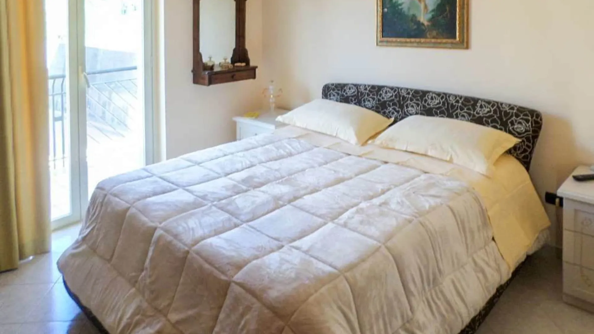 Bed and Breakfast Dolce Casa n41 Savoca Italia